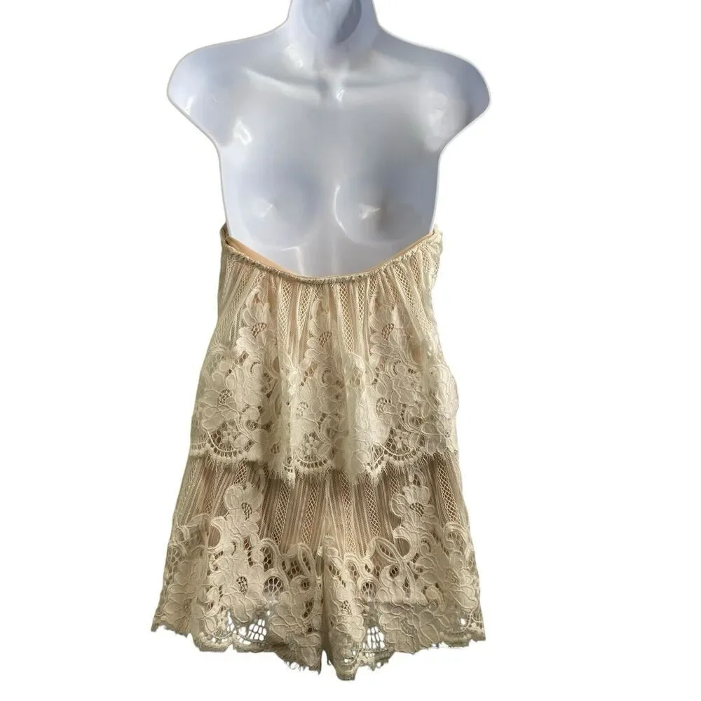 Lovers‎ + Friends Women’s Cream Lacy Dainty Fairy Romper Size XS Flowy Ruffles